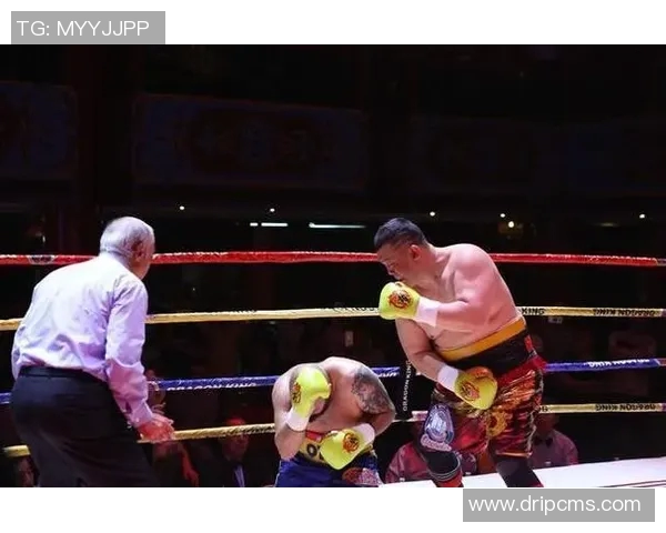 张君龙挑战印尼拳王巅峰对决引发拳迷热议与期待